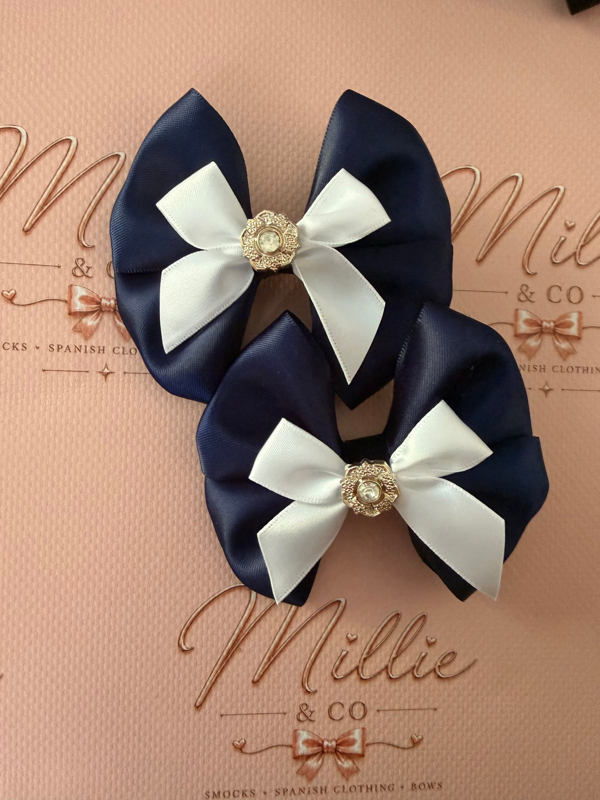 Navy Bow Piggies