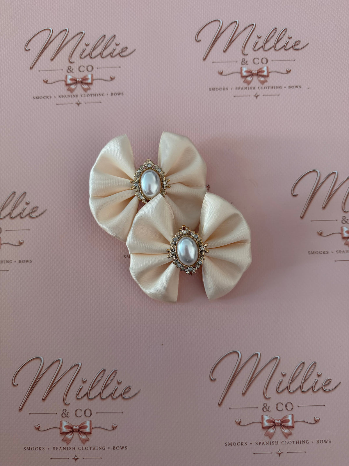 Cream Classic Mini Piggies